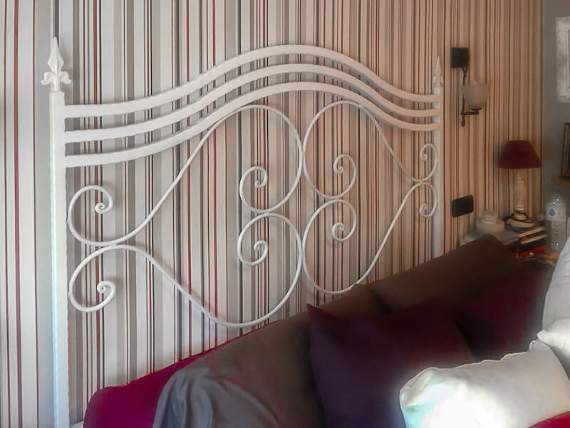 How to spray paint a wrought iron headboard after