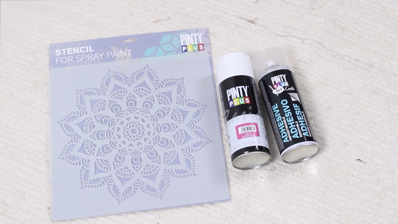 1-materials-carpet-with-stencil-and-spray-pintyplus
